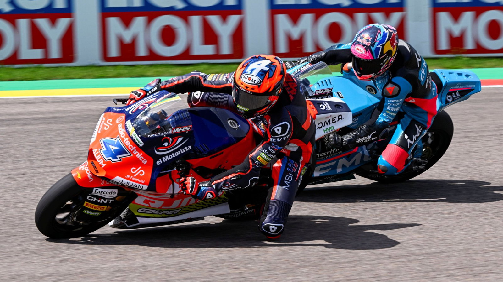 Moto2ドイツGP、イバン・オルトラが優勝 終盤のホルガドの猛追をしのぐ