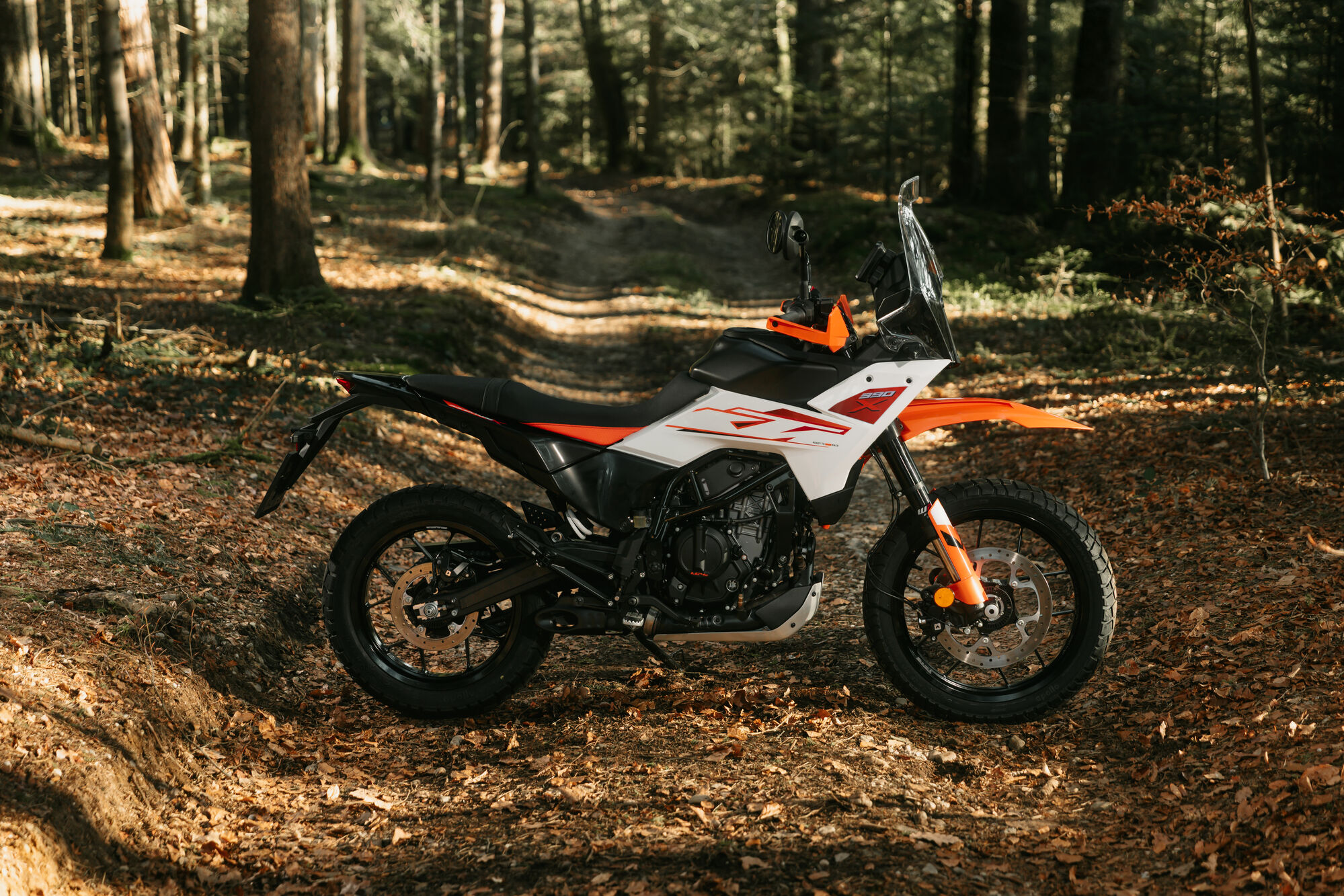 Realistic Seat Height, Realistic Price — Why the KTM 390 ADVENTURE X Resonates With Standard License Riders