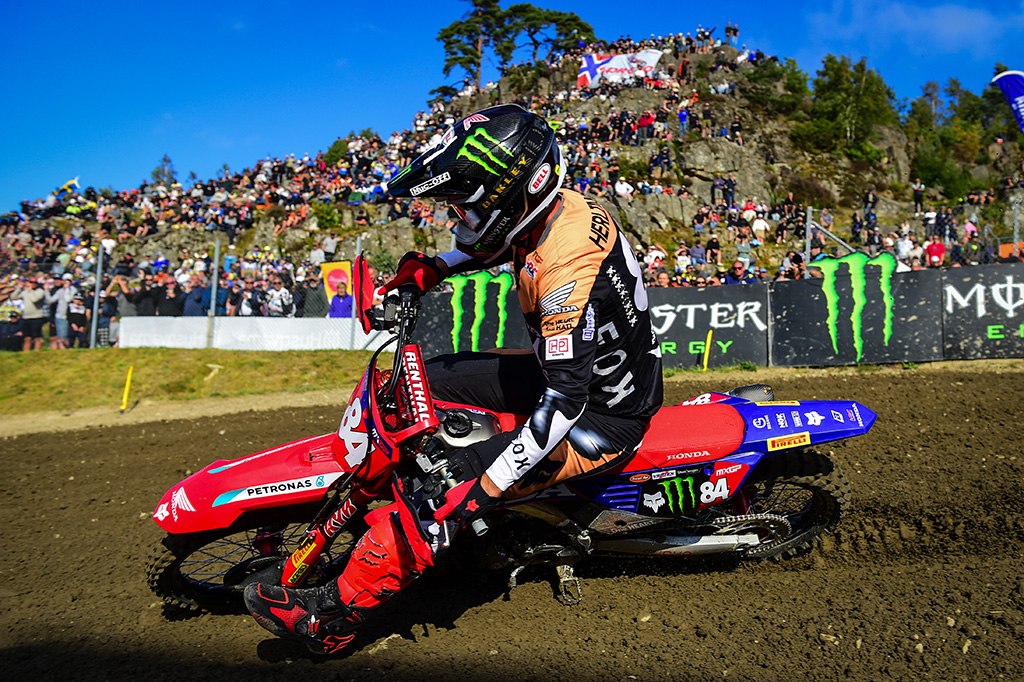 ヘルリングス、スウェーデンMXGPで3戦全勝 通算6度目の王座防衛に王手