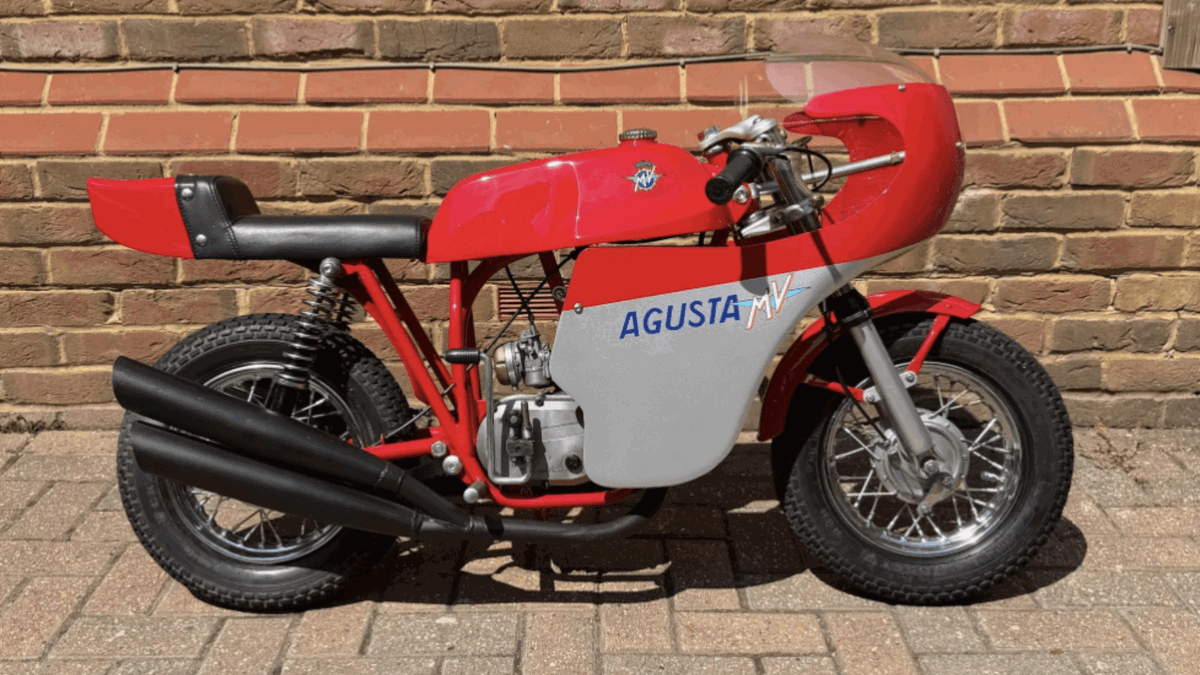 Miniature MV Agusta GP Replica Comes Up for Auction in the UK, an Officially Licensed Limited Piece