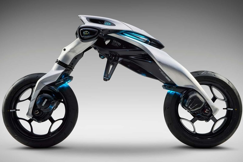 Yamaha's Self-Balancing Concept Vehicle MOTOROiD:Λ Wins the Red Dot Design Award Again