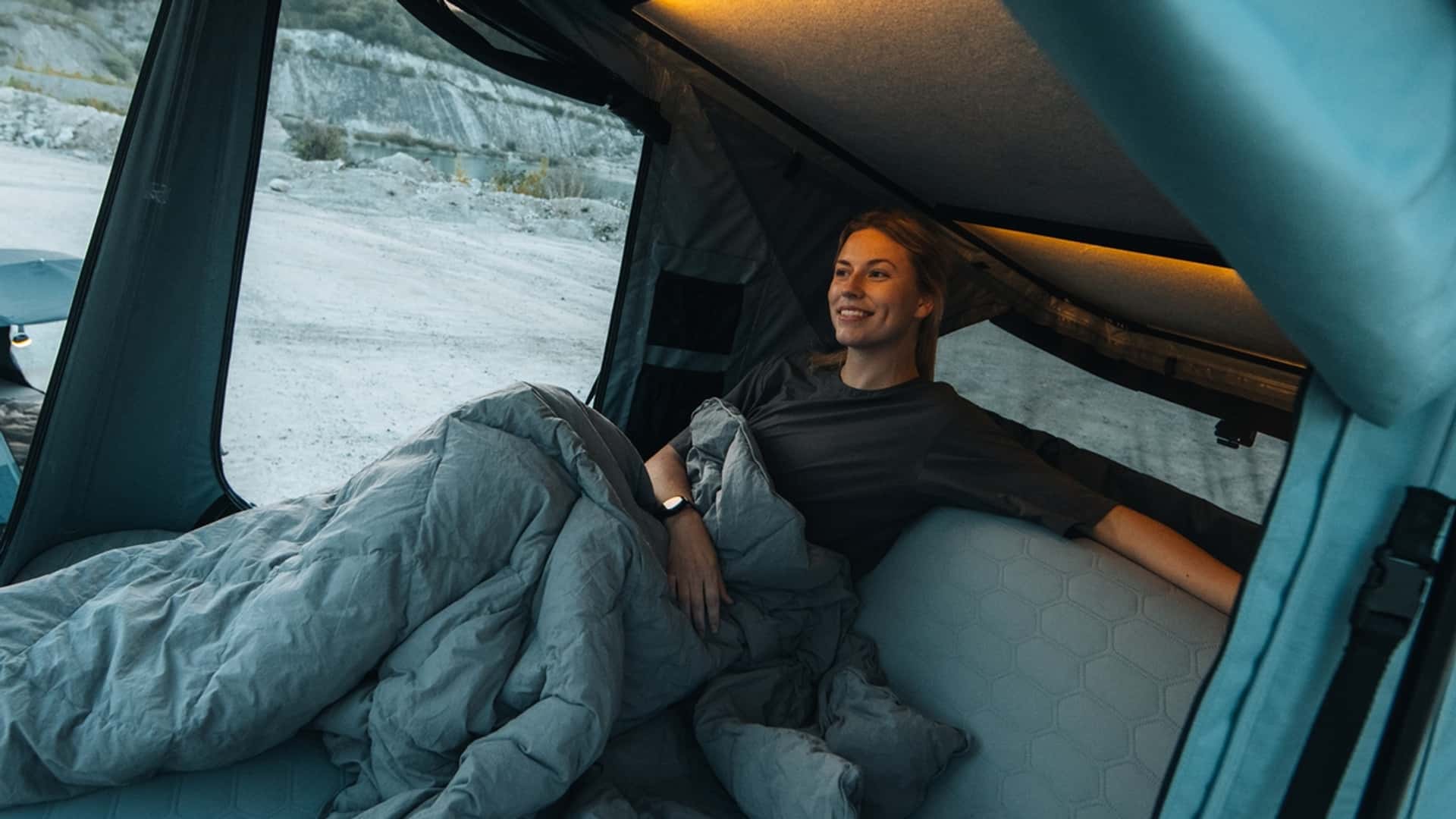 A Rooftop Tent With a Sofa Arrives — Thule's Widesky RTT Rewrites the Rules of Camping