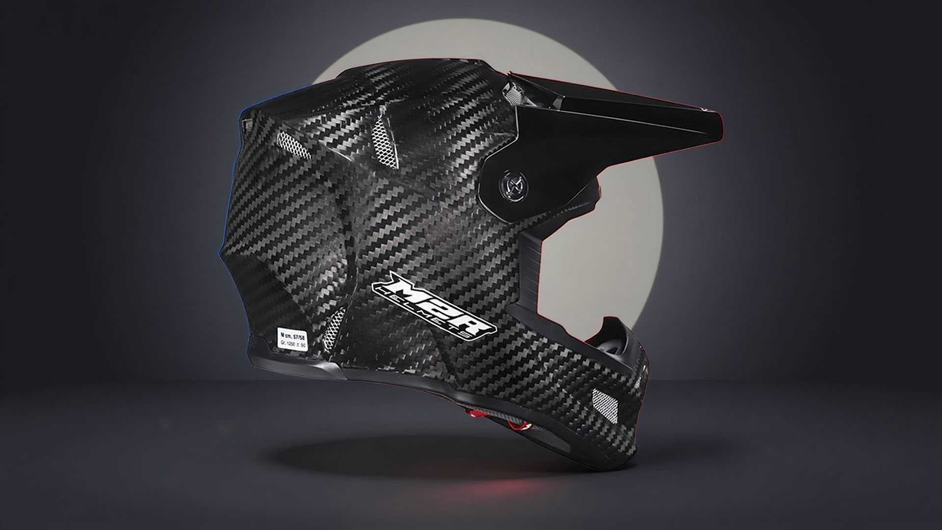 M2R、新オフロードヘルメット「X5」を発売。7枚のX-HALO PLUSシールドを追加装備