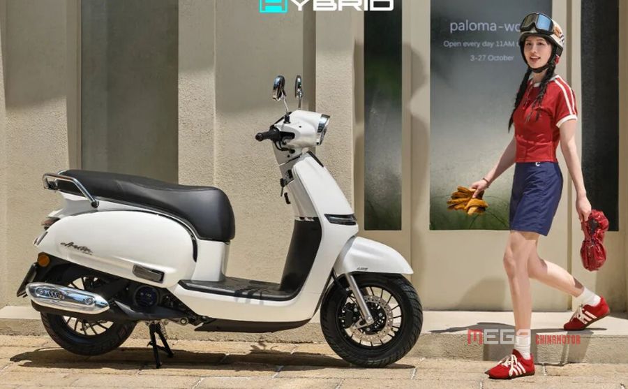 CFMOTO Launches the 125 AURA, a Retro Scooter Co-Developed With Zhuzhou Yamaha, in China