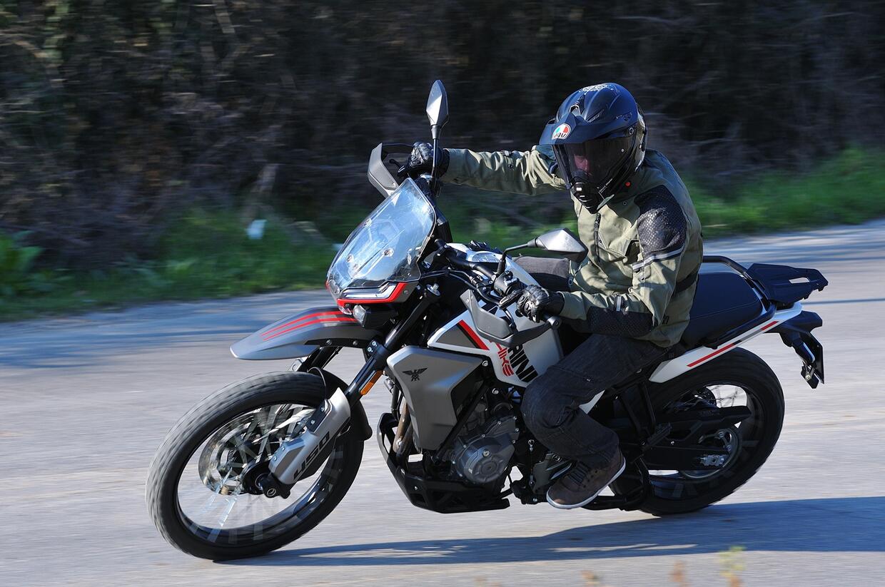 Moto Morini Allthrike Test Ride: An Easygoing, Practical Machine