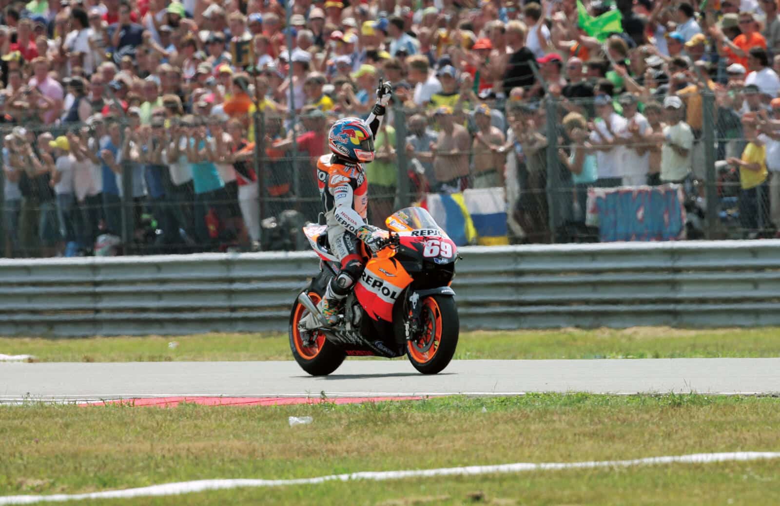 Birth of a Champion Machine: Looking Back at Honda's RC211V, Honda's First MotoGP Bike