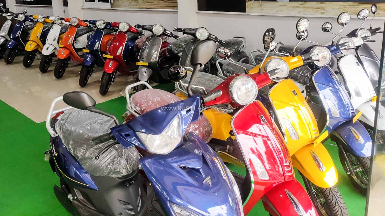 Delhi Unveils EV Policy 2026, to Ban New Gasoline Motorcycle Registrations From 2028