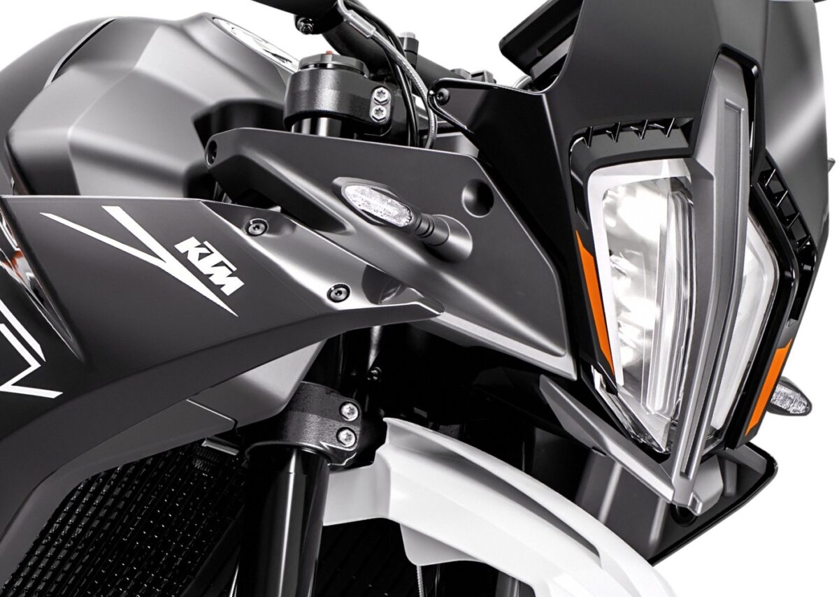 KTM Japan Adds ¥350,000 Support and Up to 60-Month 0% Loan for 890 SMT