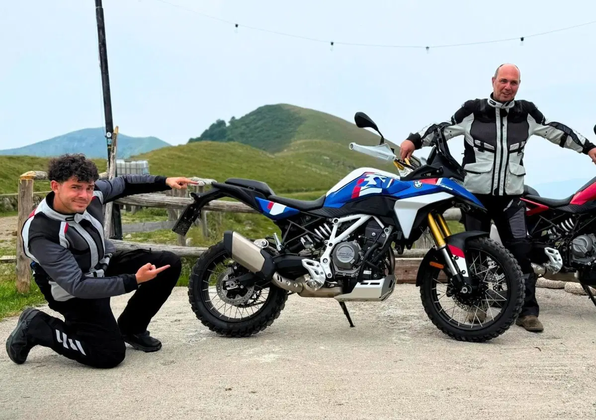 BMW F 450 GS: An Adventure Bike That Balances Approachability with Modern Technology, Bridging Two Generations