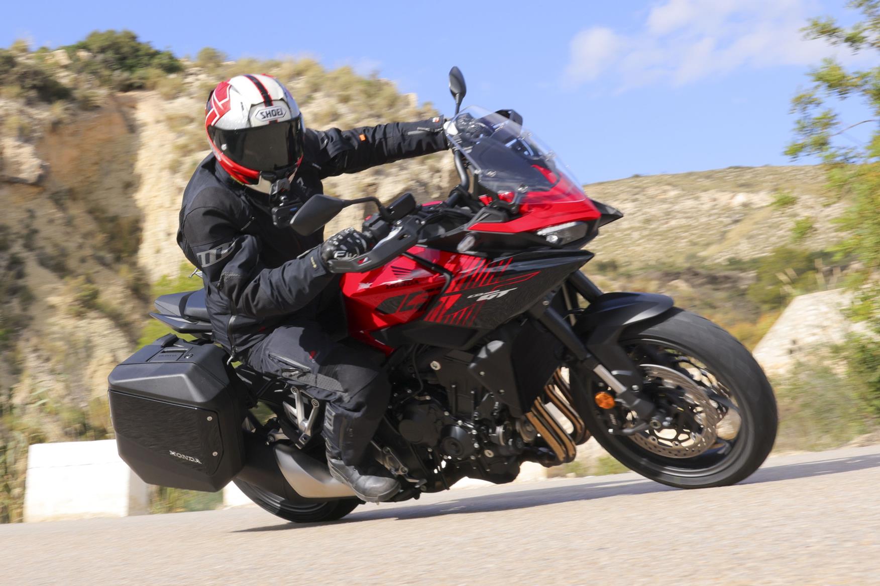 英国7月の二輪登録17.5%増、新型ホンダCB1000GTが即トップに躍進
