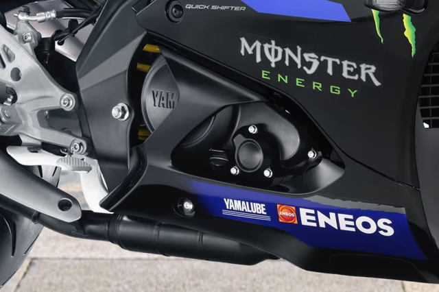 ヤマハR15V4/MT-15「MotoGPエディション」復活、モンスターエナジー柄で登場