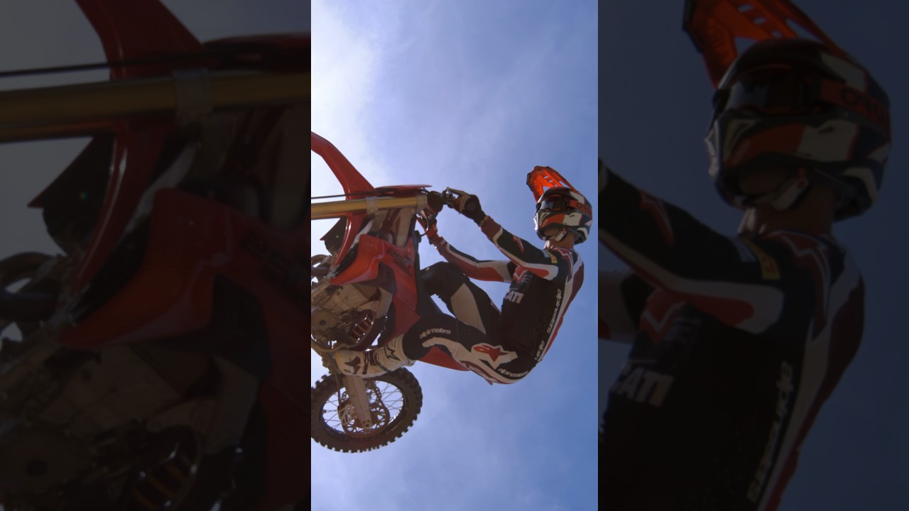 Ducati Holds World Premiere for Its First Serious Motocrosser, the Desmo250 MX