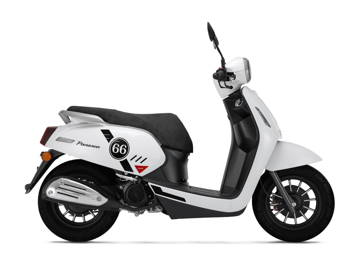 ベネリ・パナレア125にマレーシアで新色4色追加、価格はRM6,998から