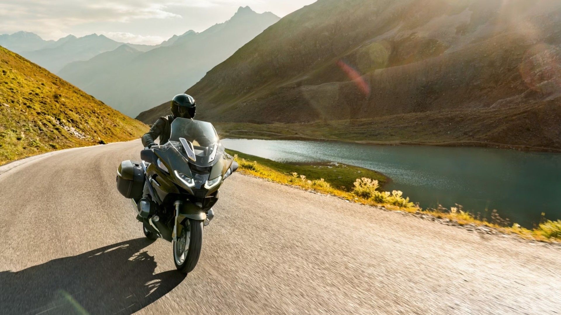 Why BMW's R1200RT and R1250RT Are Now Bargain Touring Bikes