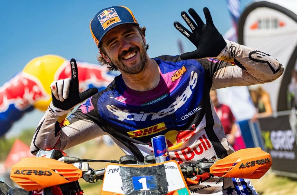 Graham Jarvis Becomes First Rider to Finish Red Bull Romaniacs on an Electric Bike