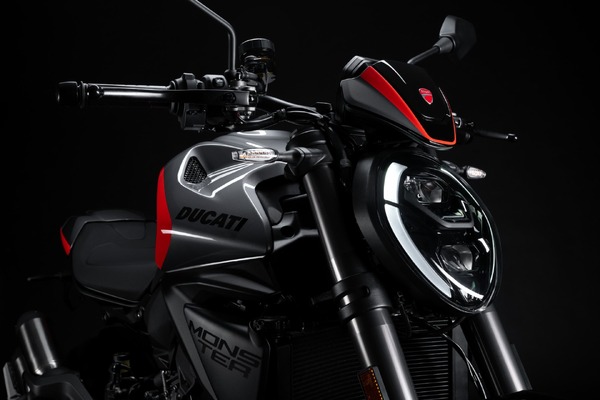 Ducati Adds S4-Tribute Sport Color to Monster+ at ¥1.79 Million
