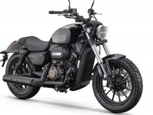 QJMOTOR's New 'SRV12' Launches in Japan — the Only V-Twin in the 125cc Class, ¥578,000