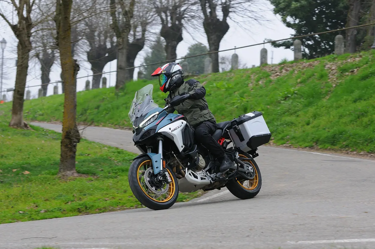 Ducati Multistrada V4 Rally 2026 Adds Forward Collision Warning to Front-and-Rear Radar Suite
