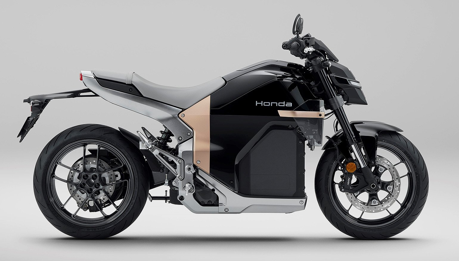 Honda WN7 Finally Launches in the UK at £12,999 — "First Electric Honda" With 50kW and 140km Range