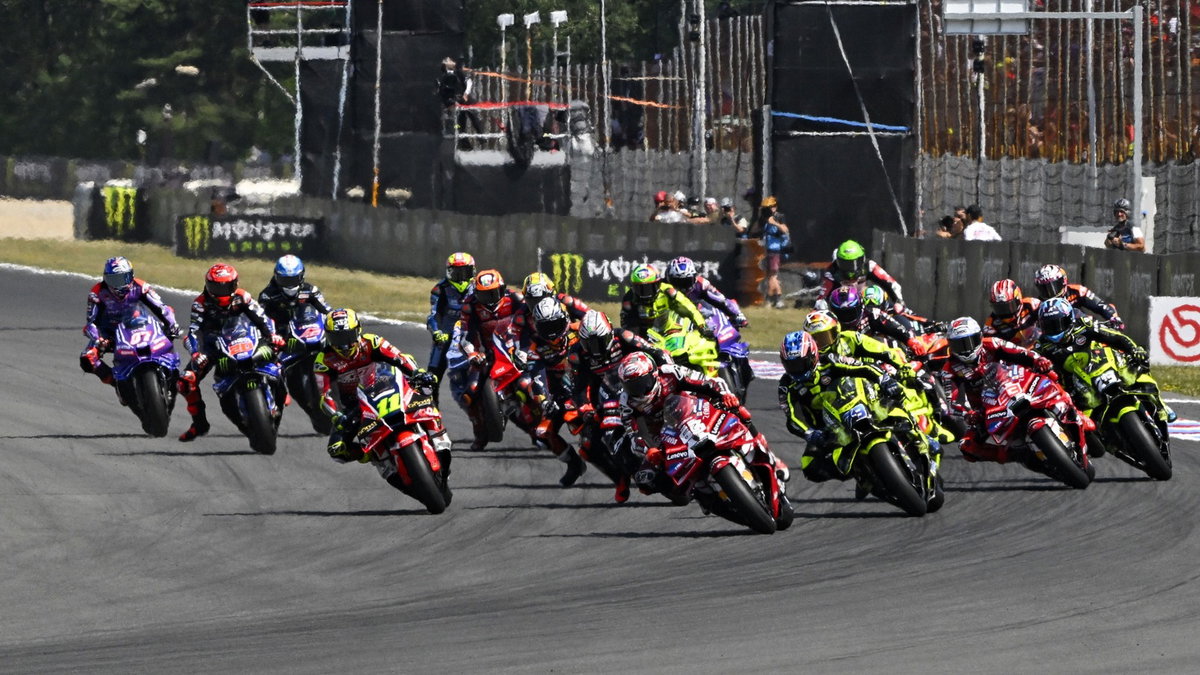MotoGP Bans Front Holeshot Devices, Prioritizing Safer Starts