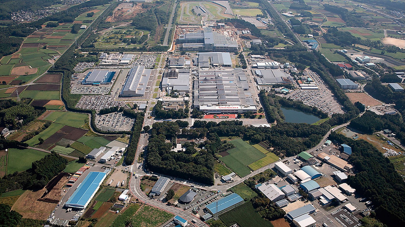 ホンダ熊本工場、地震から1カ月で完成車生産を再開