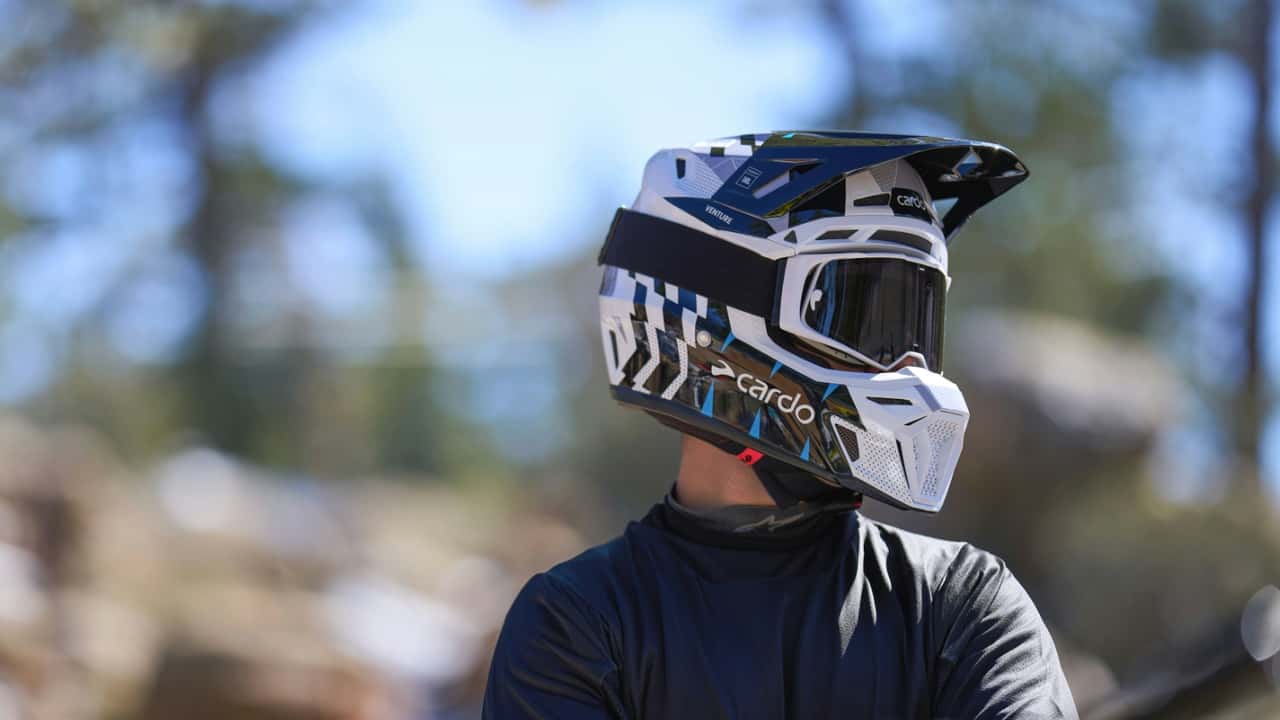 Cardo's First Helmet, Venture, Built for Off-Road With a Built-In JBL Speaker