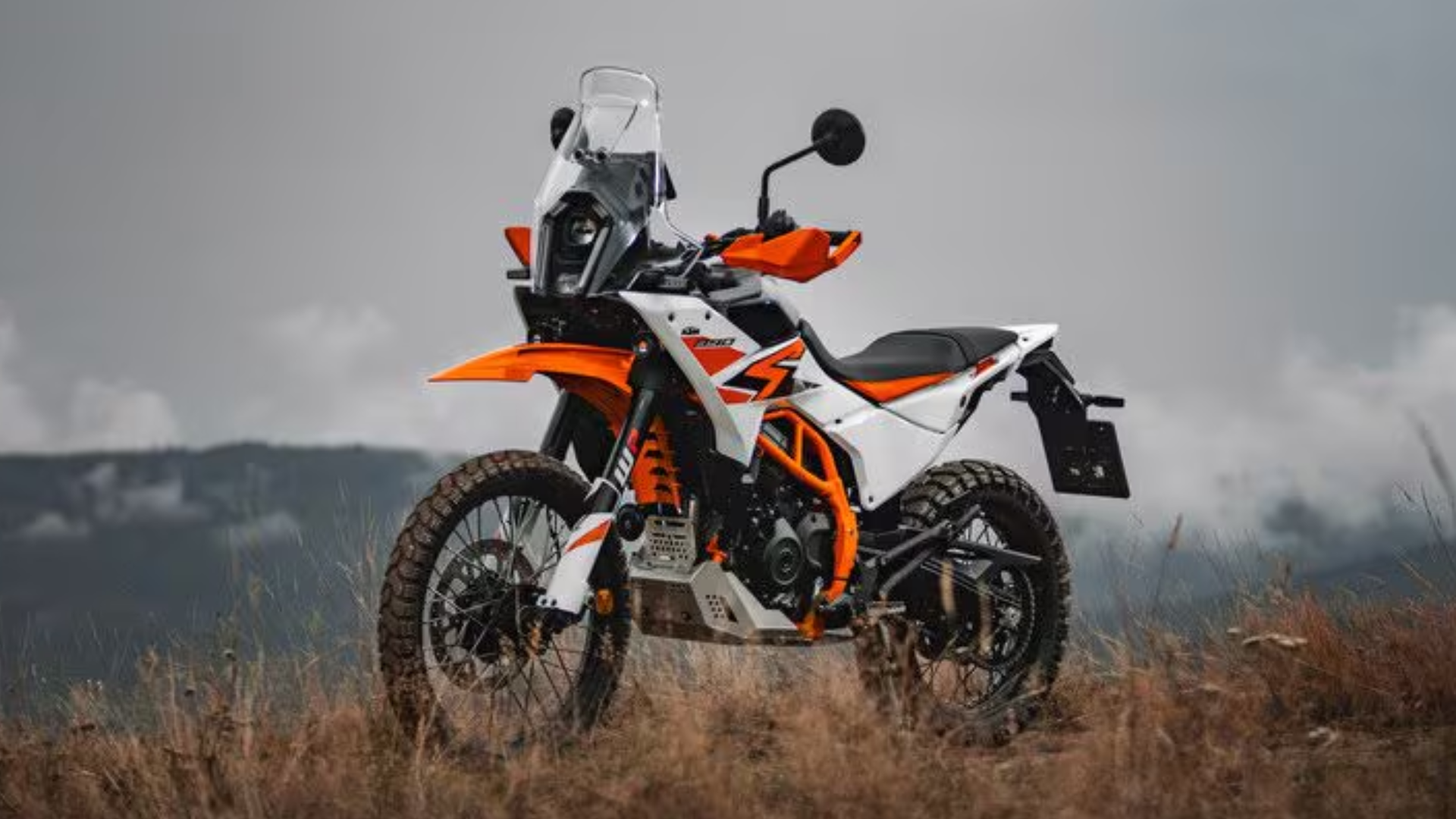 KTM「390アドベンチャー」ブラジル生産開始、X/Rの2仕様で発売へ