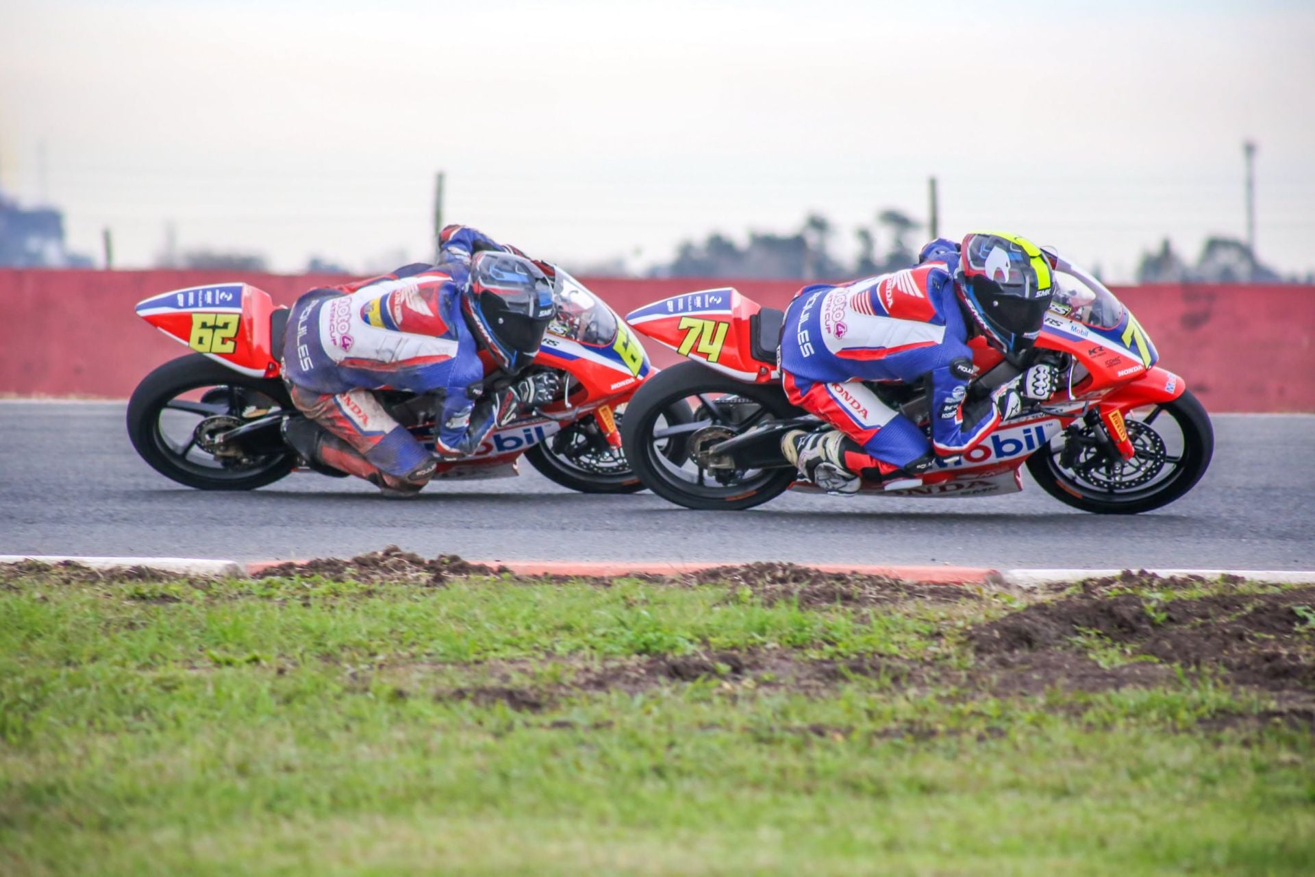 Japan's Matsudaira Wins the Moto4 Latin Cup Round in Argentina, Making a Mark in the Development Category