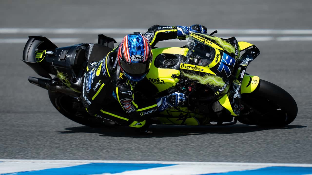 トラックハウスMotoGP、LinkedInで『採用募集中』とネタ投稿