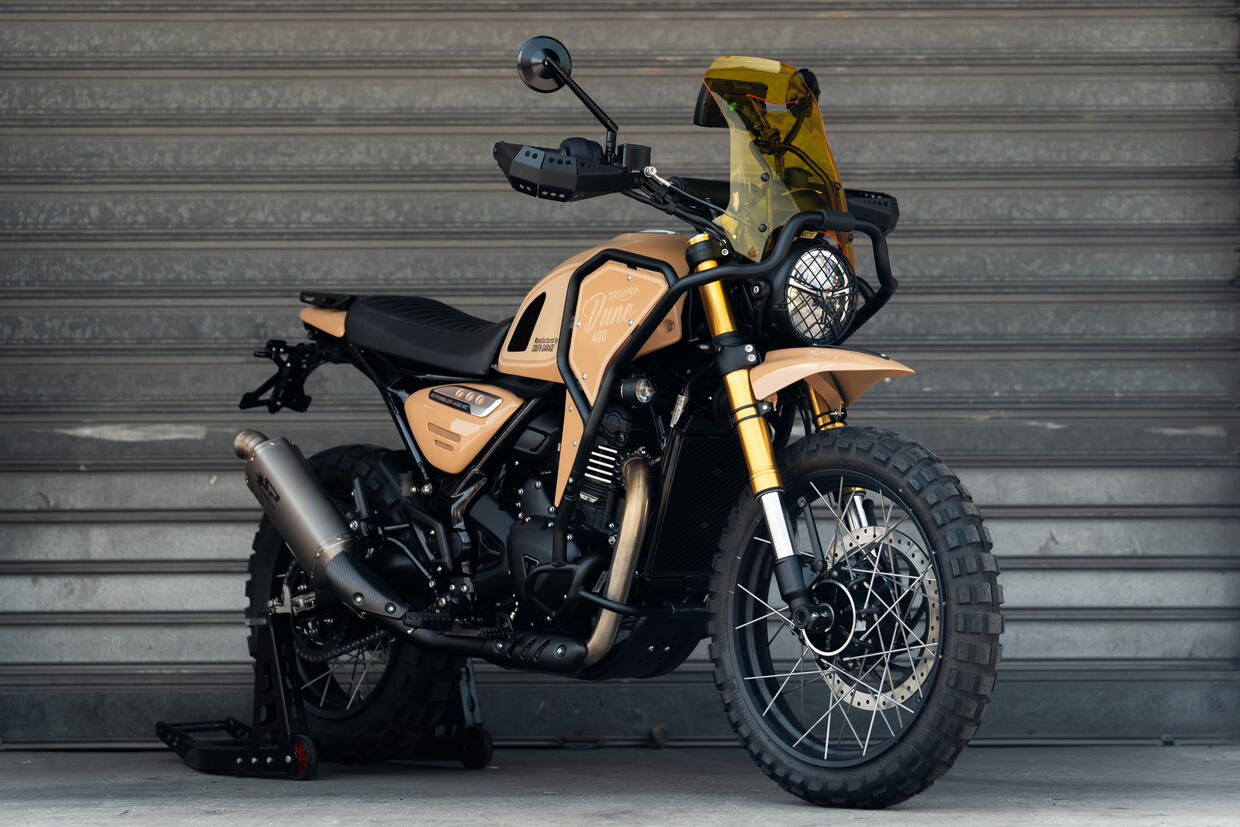 Wearing the Desert: South Garage Turns the Triumph Scrambler 400 into the 'Dune 400'