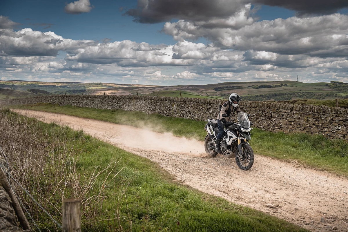 UK Launches 'Ride Right' Campaign to Tackle Illegal Riding and Protect Trail Riding Rights