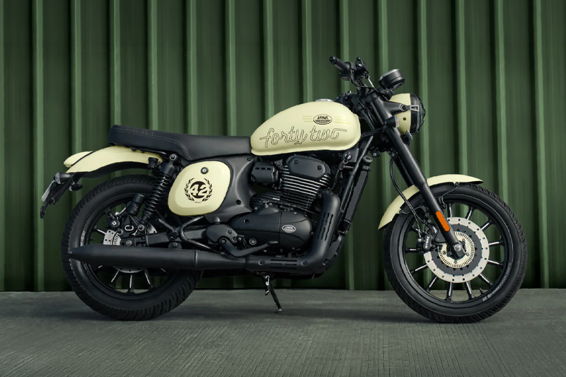 Jawa's 42 Ivory Edition Proves Popular — Soft Ivory Tone Highlights Its Retro Charm