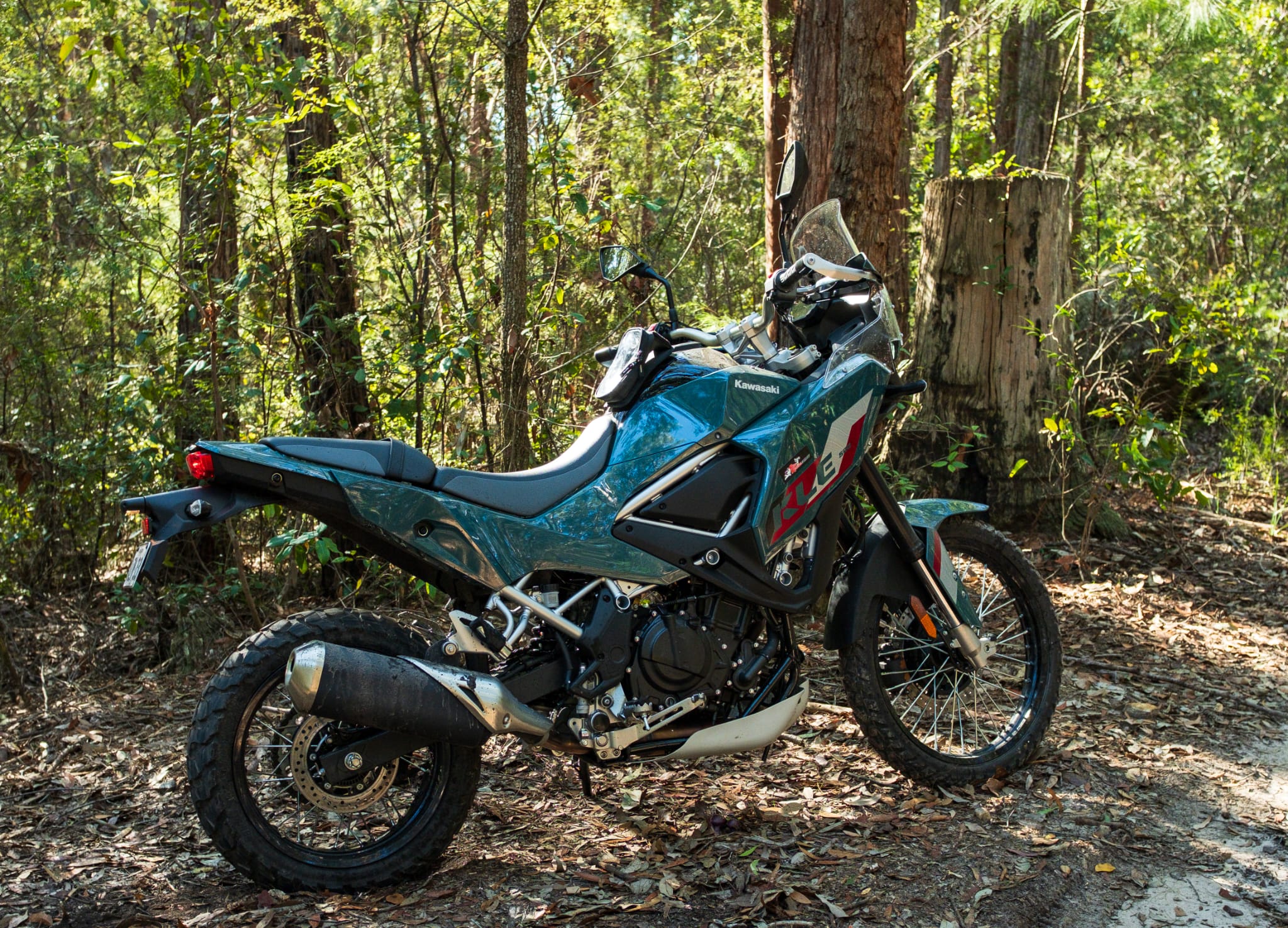 Riding Kawasaki's New KLE500 to Australia's Wombeyan Caves via Rough Roads