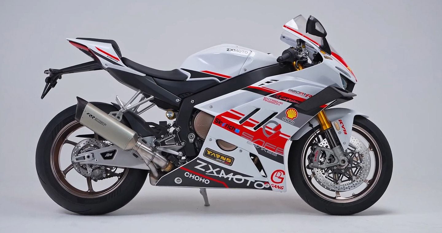 中国ZXMOTO、818cc三気筒の「820RR-R」と「820R」を公開 スペックで上位を狙う新興勢