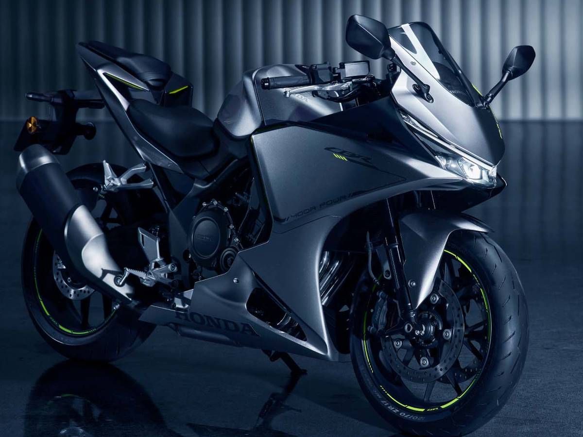 Honda CBR400R FOUR E-Clutch Launches September 18: New Inline-4 Delivers 58PS at ¥1,199,000