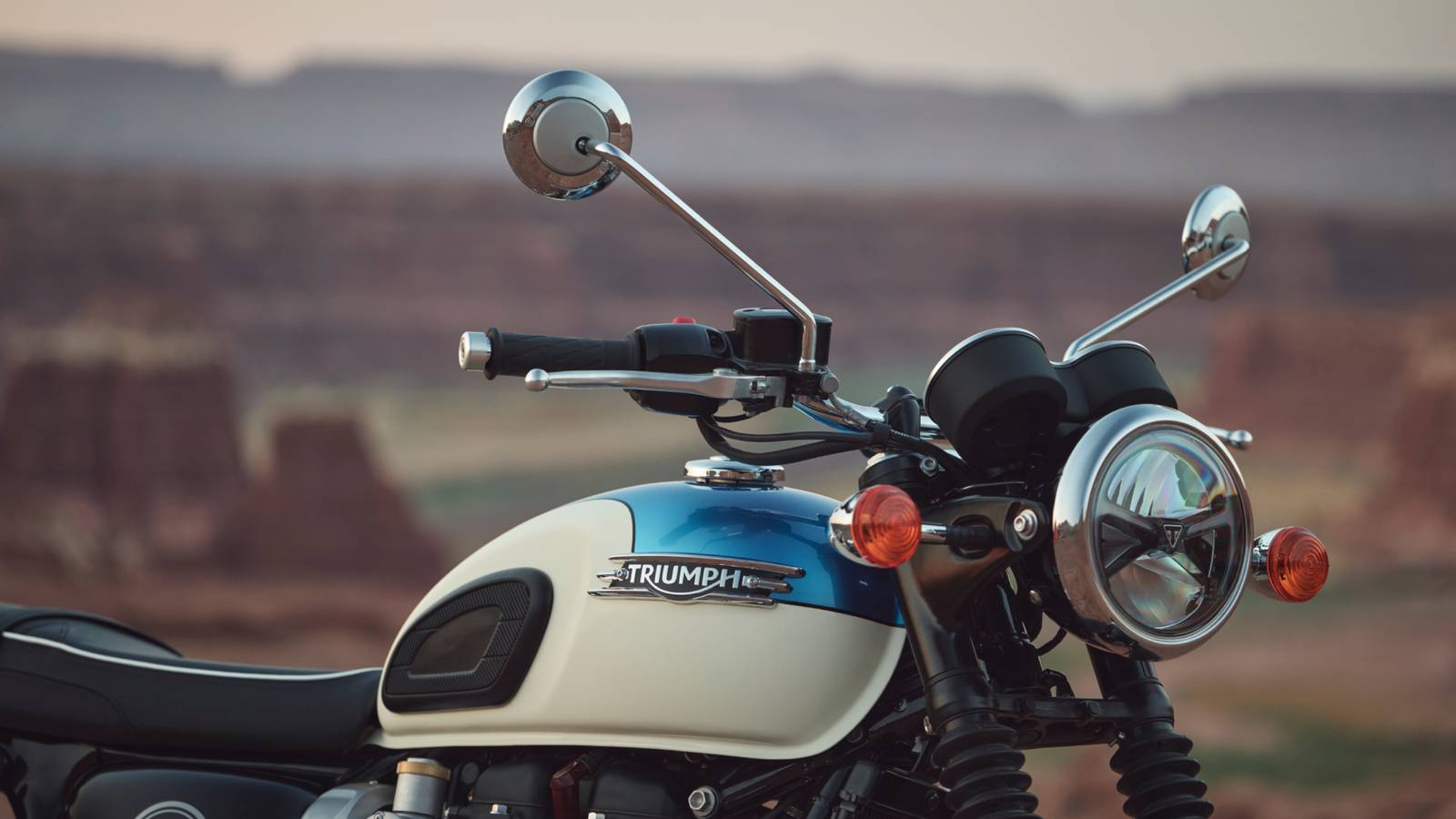 Why Riders Keep Coming Back to the Triumph Bonneville T120