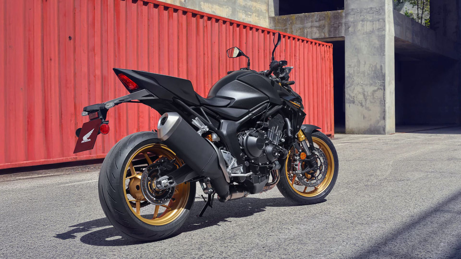 ホンダCB1000ホーネットSP、10999ドルでプレミアム体験を実現