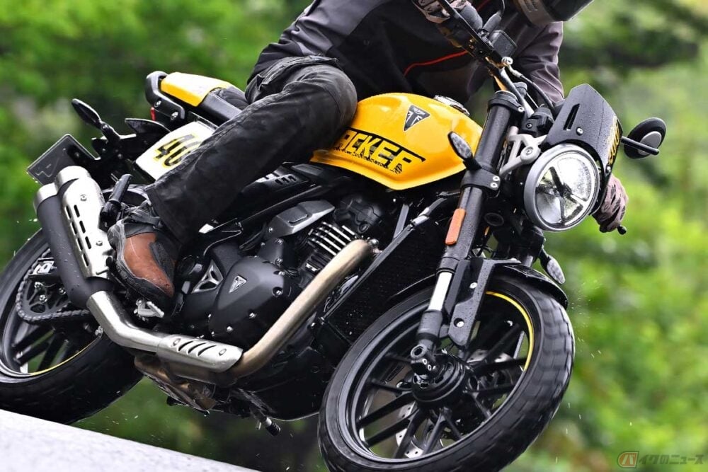 Triumph's Tracker 400 Starts at ¥809,000, Brings Flat-Track Agility to the Road