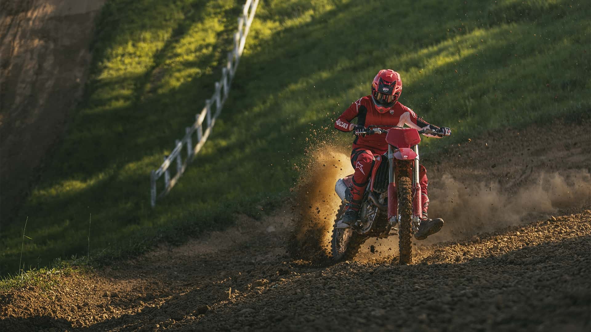 Ducati Unveils Desmo250 MX, a Full-Fledged Motocrosser Revving to 15,000 RPM
