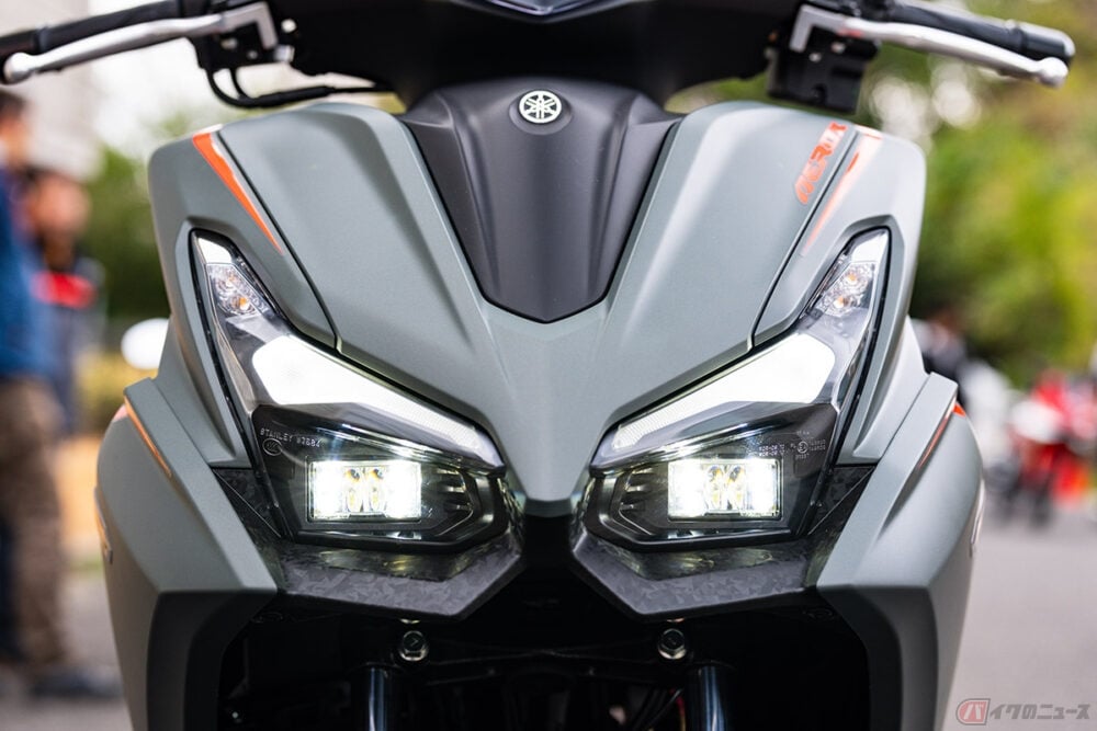 Yamaha's New Sport Scooter AEROX ABS Launches August 31 with YECVT for 481,800 Yen