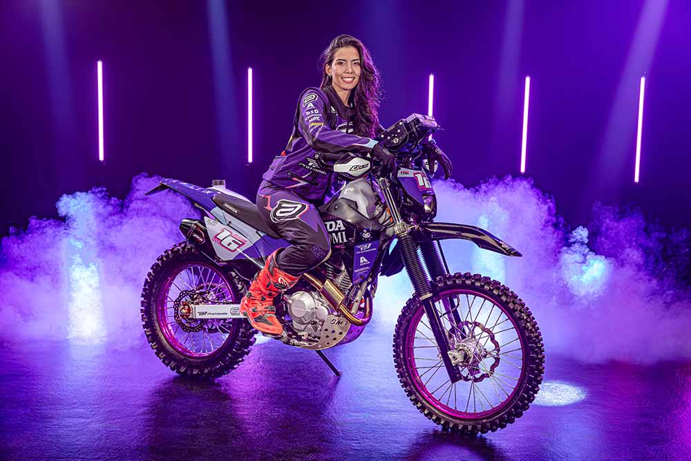 ホンダCRF300F、サンリオ「クロミ」仕様で伯ラリー・セルトンイス参戦