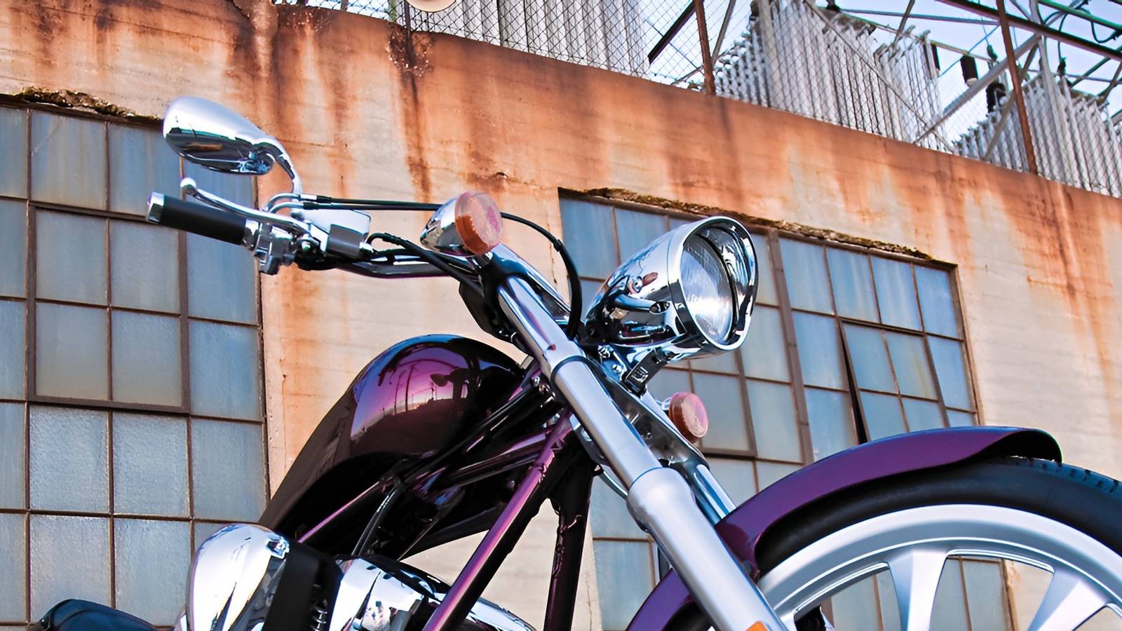 Honda Fury: a experiência chopper pela metade do preço da Harley Breakout