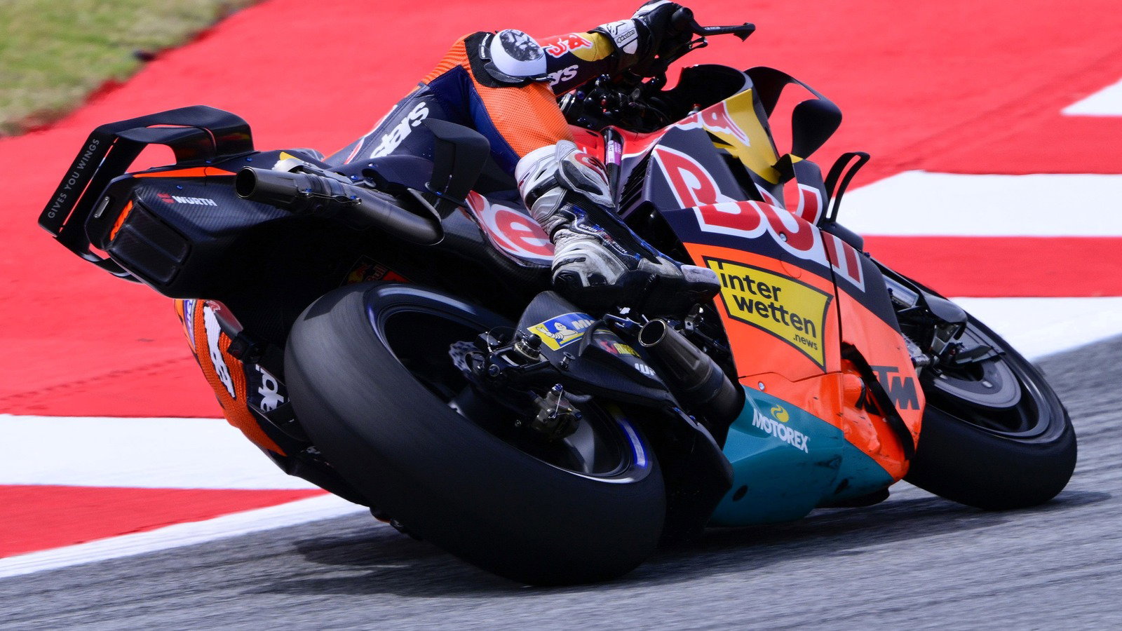Marc Marquez Misses Catalan GP After Right Shoulder Surgery to Remove Bone Fragment Compressing the Radial Nerve