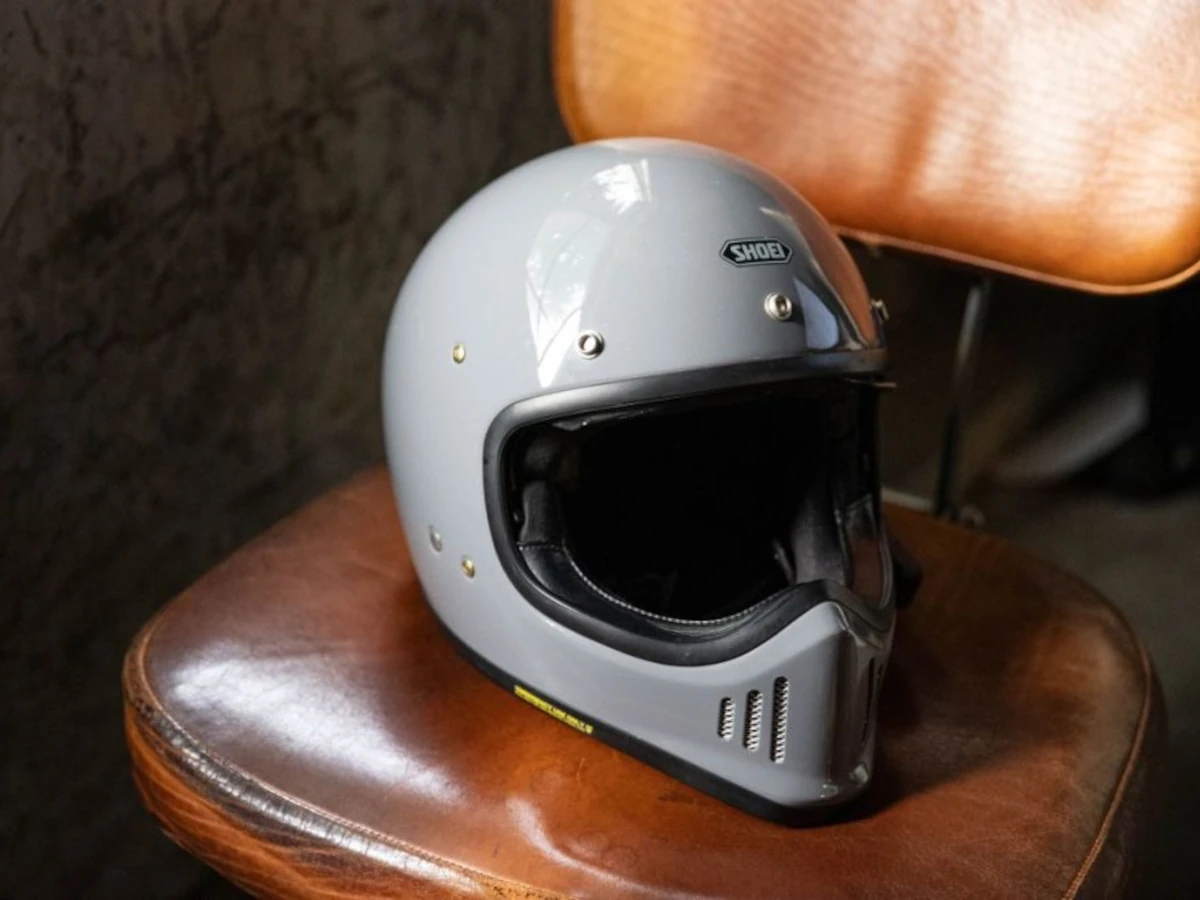 中古ヘルメットに潜むリスクとは メーカーに聞いたSGマークの真実