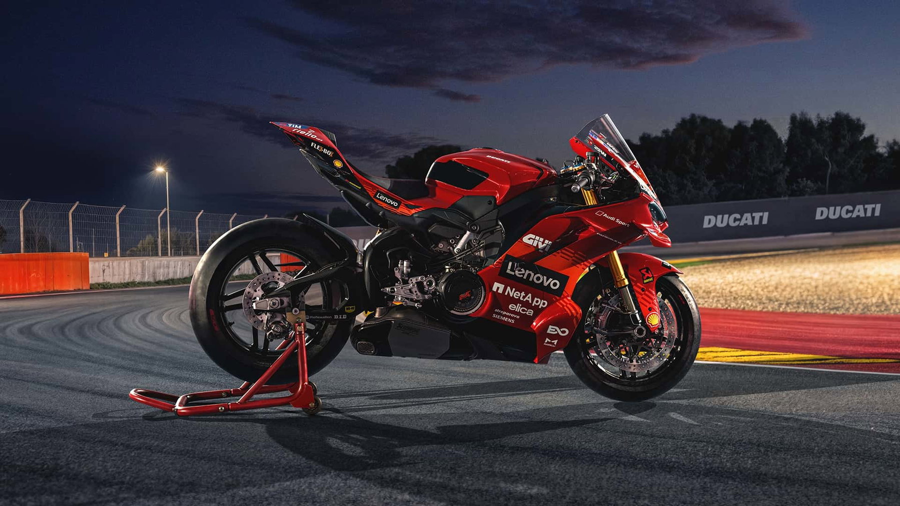 Ducati Unveils Street-Legal Desmo450 EDS — Third in the 450 Series