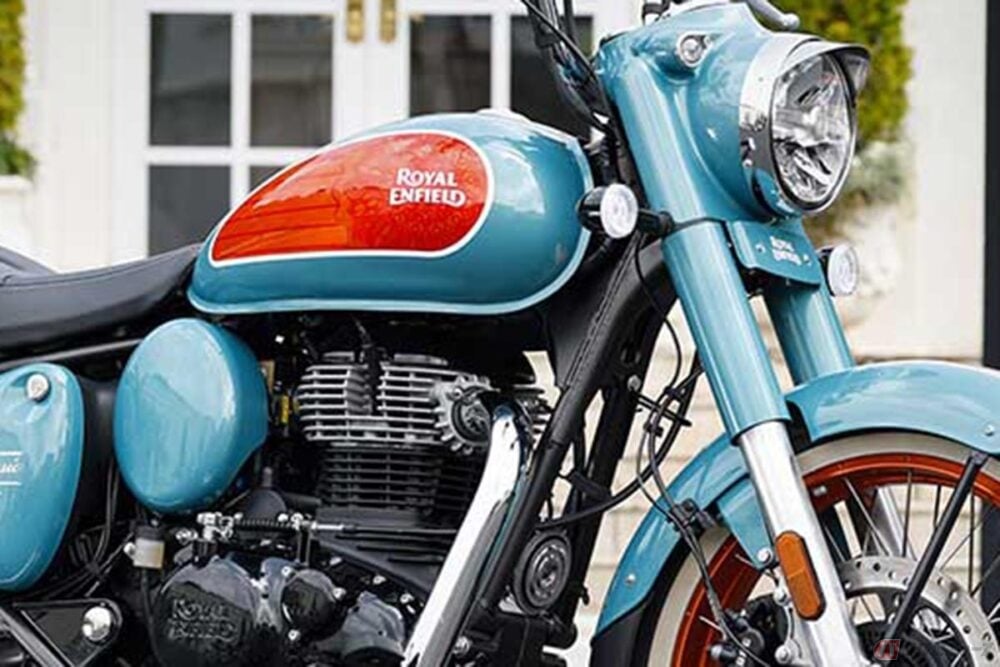 ロイヤルエンフィールド、ボバー顔の新型「ゴアンクラシック350」発表 車重197kgに反響