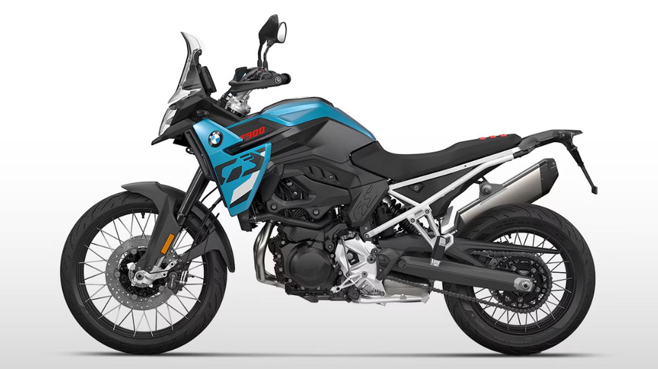 BMW「F900GS」、樹脂タンクで軽量化した本格アドベンチャー