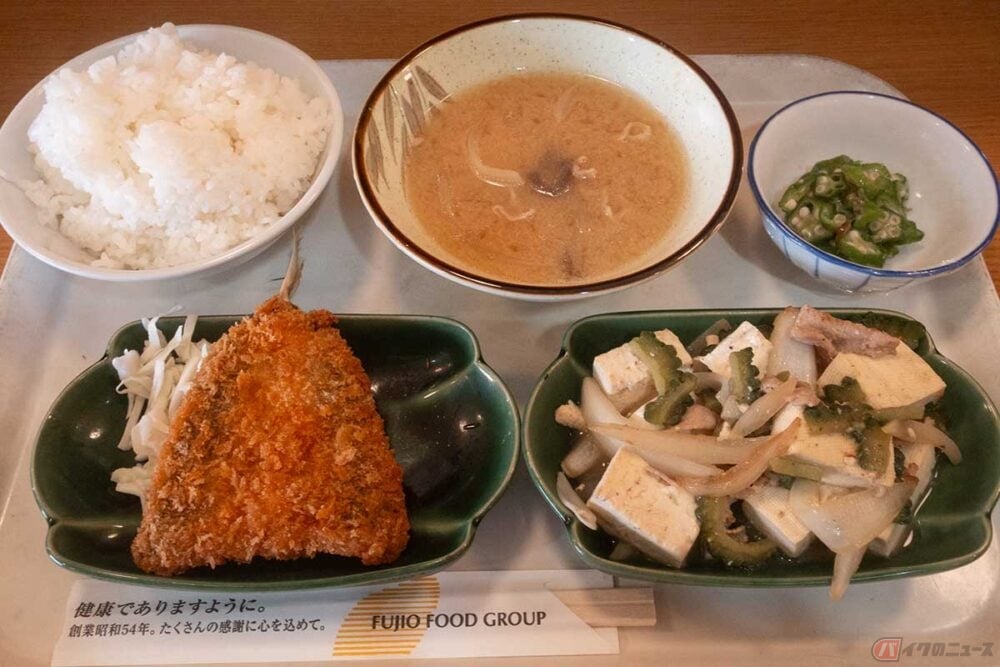 関西ライダー定番の休憩地「奈良針テラス食堂」　名阪国道・針ICで黄金のアジフライを味わう