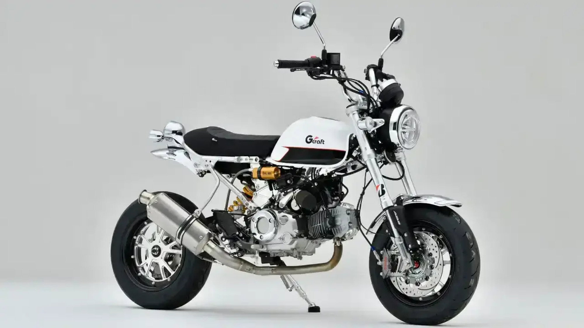 G-Craft's Honda Monkey 125 Runs a Single-Sided Swingarm, Ohlins and Brembo