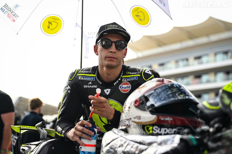 フェルナンデス、シルベストン独走優勝で3戦連続表彰台。王座との差56点